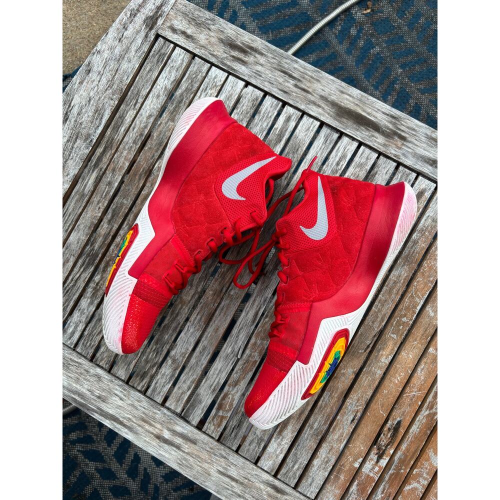 Men's Size 6.5/ women 8 - Nike Kyrie 3 University Red 2017 852395 601